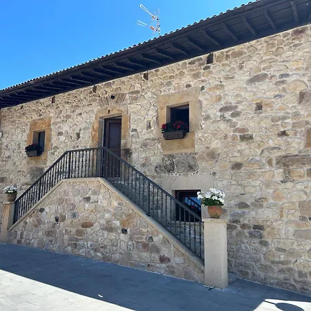 Apartamentos San Roque Arenas De Cabrales Extérieur photo