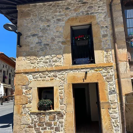 Apartamentos San Roque Arenas De Cabrales Extérieur photo